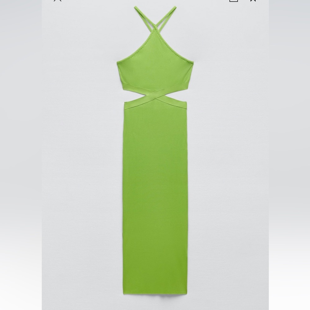 Green ribbed dress with cutout host pick
